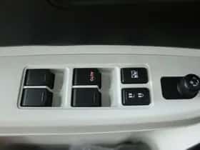 Suzuki Ignis (2018) thumbnail 5