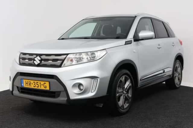 Suzuki Vitara (2015) thumbnail 1