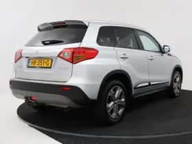 Suzuki Vitara (2015) thumbnail 2