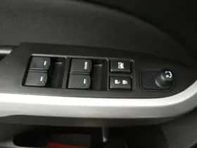 Suzuki Vitara (2015) thumbnail 17