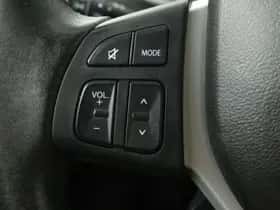 Suzuki Vitara (2015) thumbnail 20