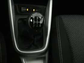 Suzuki Vitara (2015) thumbnail 26