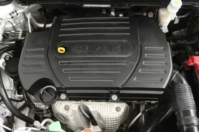 Suzuki Vitara (2015) thumbnail 5