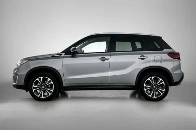 Suzuki Vitara (2023) thumbnail 3