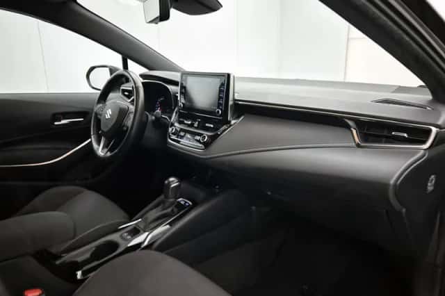 Suzuki Swace (2021) thumbnail 6