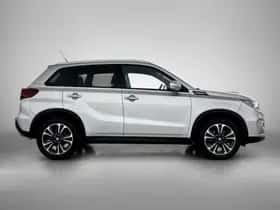Suzuki Vitara (2022) thumbnail 11