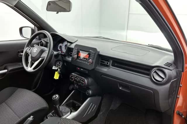 Suzuki Ignis (2024) thumbnail 6