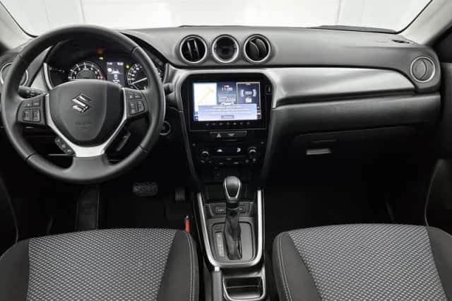 Suzuki Vitara (2025) thumbnail 4