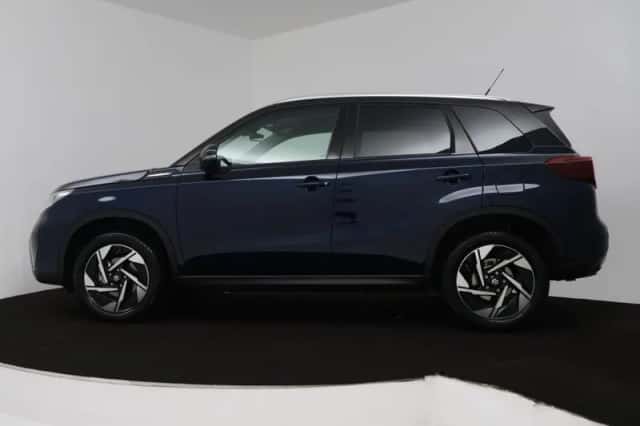 Suzuki Vitara (2025) thumbnail 3