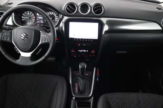 Suzuki Vitara (2025) thumbnail 5