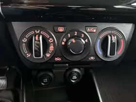 Suzuki Swift (2024) thumbnail 9