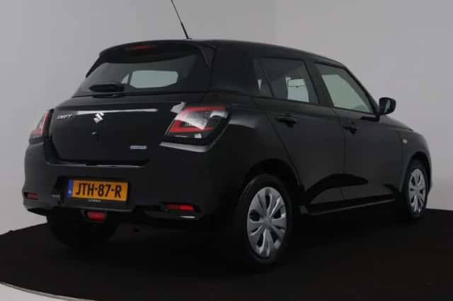 Suzuki Swift (2026) thumbnail 2