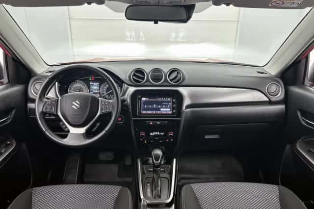 Suzuki Vitara (2024) thumbnail 4