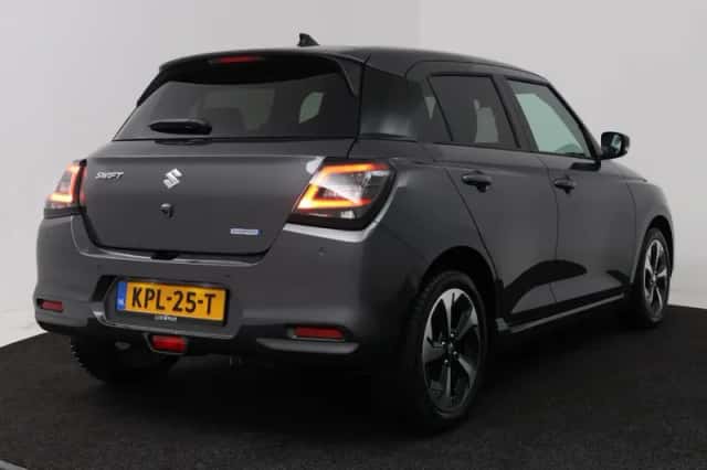 Suzuki Swift (2026) thumbnail 2