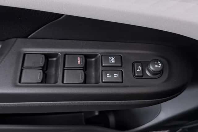 Suzuki Swift (2026) thumbnail 4