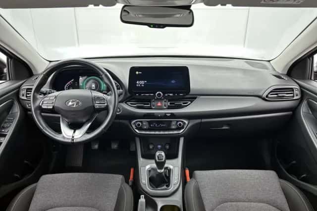 Hyundai i30 (2021) thumbnail 4