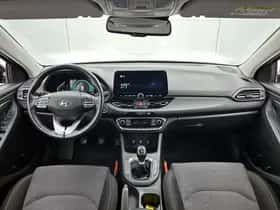 Hyundai i30 (2021) thumbnail 4