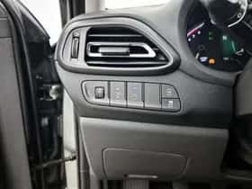 Hyundai i30 (2021) thumbnail 33