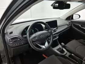 Hyundai i30 (2021) thumbnail 35
