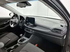 Hyundai i30 (2021) thumbnail 6