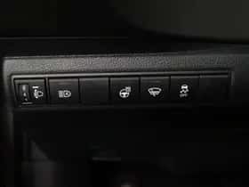 Suzuki Swace (2025) thumbnail 32