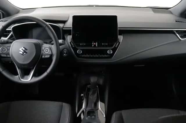 Suzuki Swace (2025) thumbnail 5