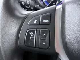 Suzuki S-Cross (2021) thumbnail 10