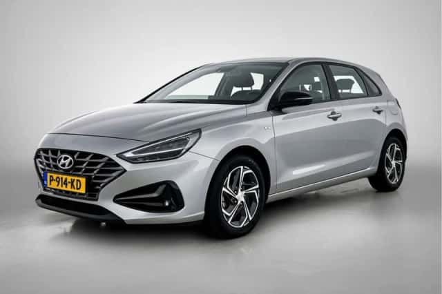 Hyundai i30 (2022) thumbnail 1