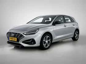 Hyundai i30 (2022) thumbnail 1