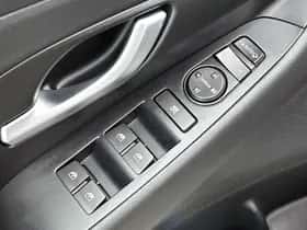 Hyundai i30 (2022) thumbnail 22