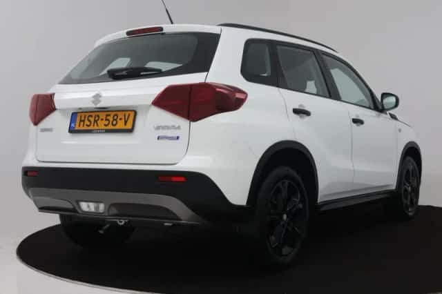 Suzuki Vitara (2025) thumbnail 2