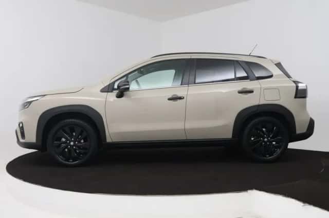 Suzuki S-Cross (2026) thumbnail 3
