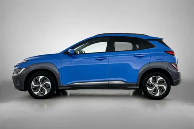 Hyundai Kona (2021) thumbnail 3