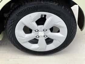 Suzuki Swift (2025) thumbnail 23