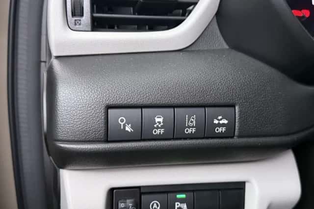 Suzuki Swift (2026) thumbnail 5