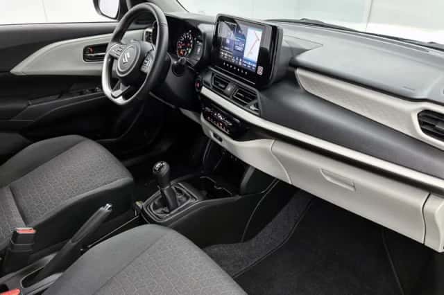 Suzuki Swift (2025) thumbnail 6