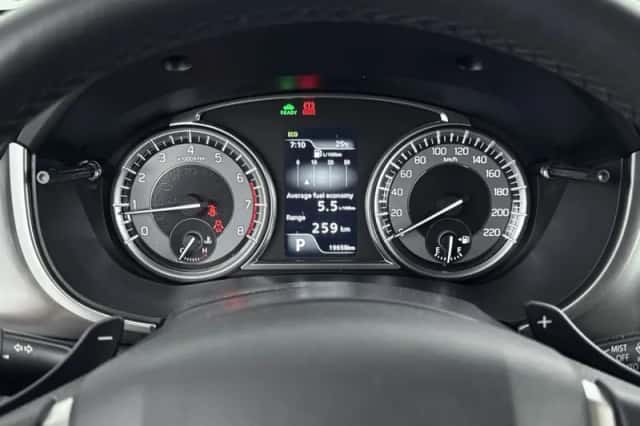 Suzuki Vitara (2023) thumbnail 5