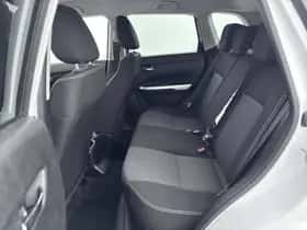 Suzuki Vitara (2016) thumbnail 15