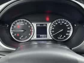 Suzuki Vitara (2016) thumbnail 5