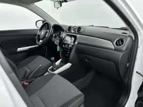 Suzuki Vitara (2016) thumbnail 6