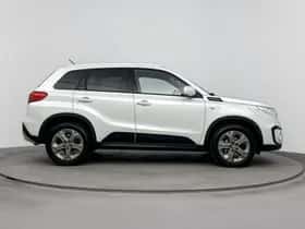 Suzuki Vitara (2016) thumbnail 10