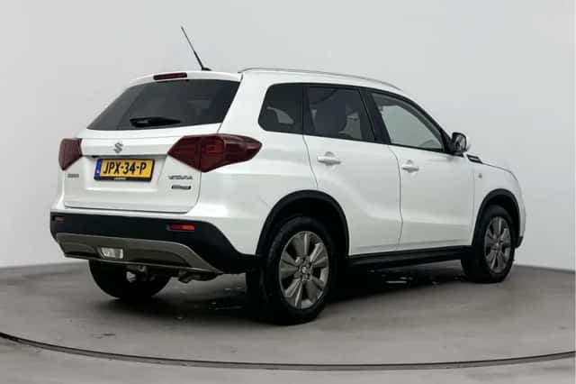 Suzuki Vitara (2023) thumbnail 2