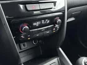 Suzuki Vitara (2023) thumbnail 8