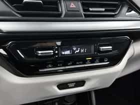Suzuki Swift (2025) thumbnail 9
