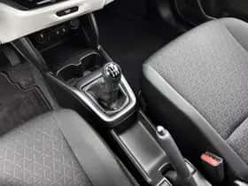 Suzuki Swift (2025) thumbnail 10