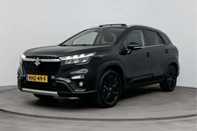 Suzuki S-Cross (2025) thumbnail 1