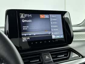 Suzuki Swift (2025) thumbnail 6