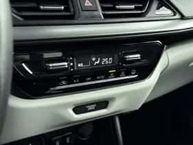 Suzuki Swift (2025) thumbnail 8
