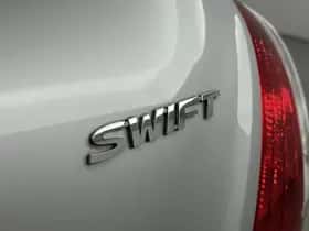 Suzuki Swift (2014) thumbnail 18