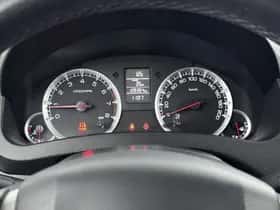 Suzuki Swift (2014) thumbnail 5